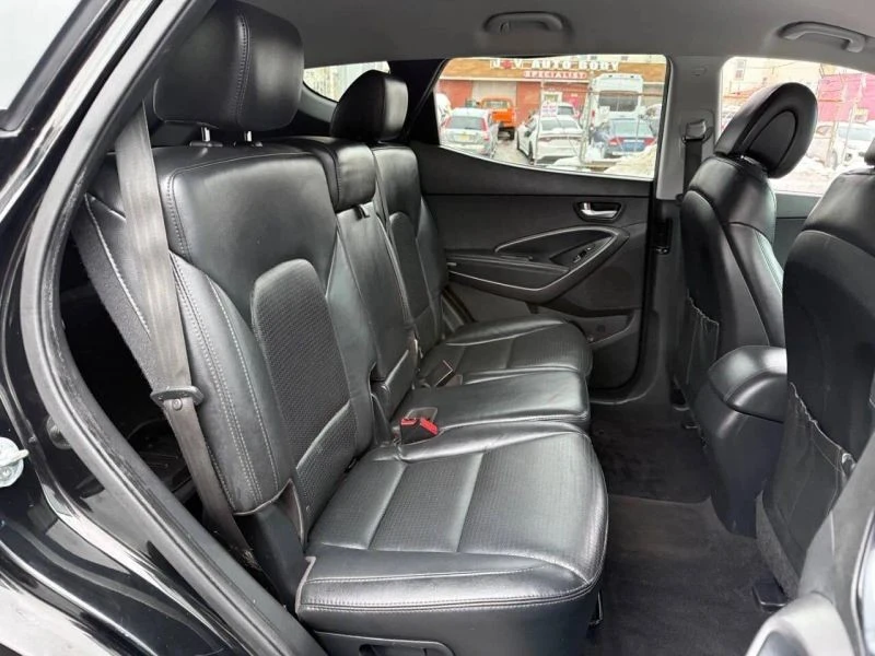 2013 Hyundai Santa Fe - Image 12 of 12