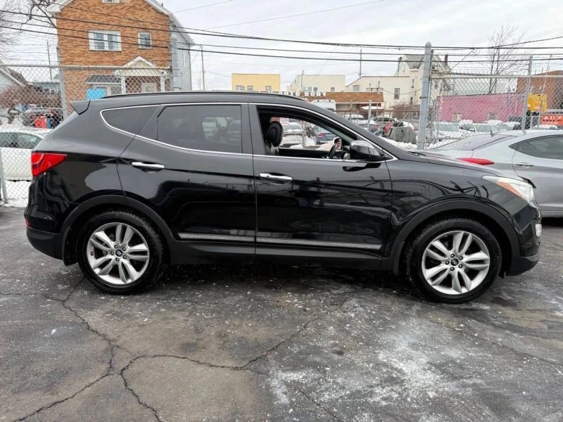 2013 Hyundai Santa Fe - Image 7 of 12