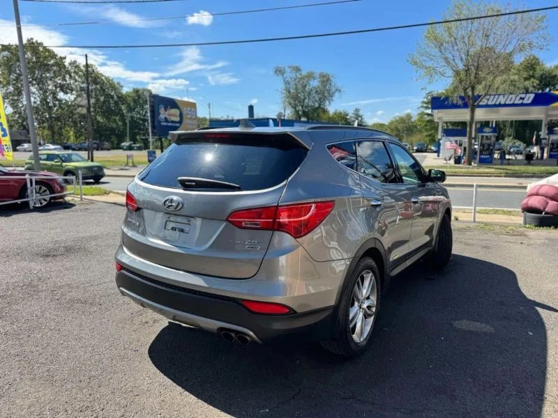 2013 Hyundai Santa Fe - Image 12 of 12