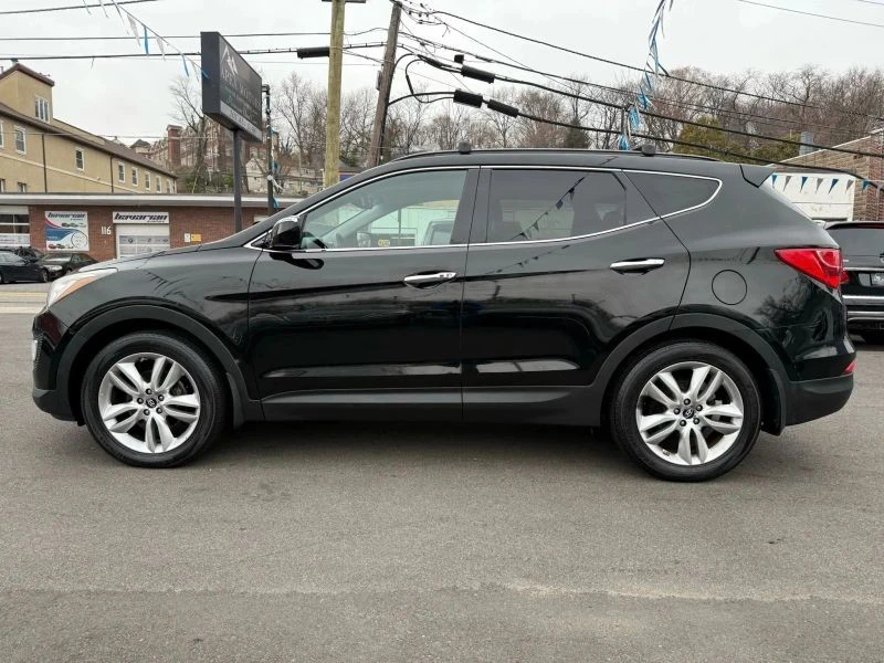 2013 Hyundai Santa Fe - Image 6 of 12