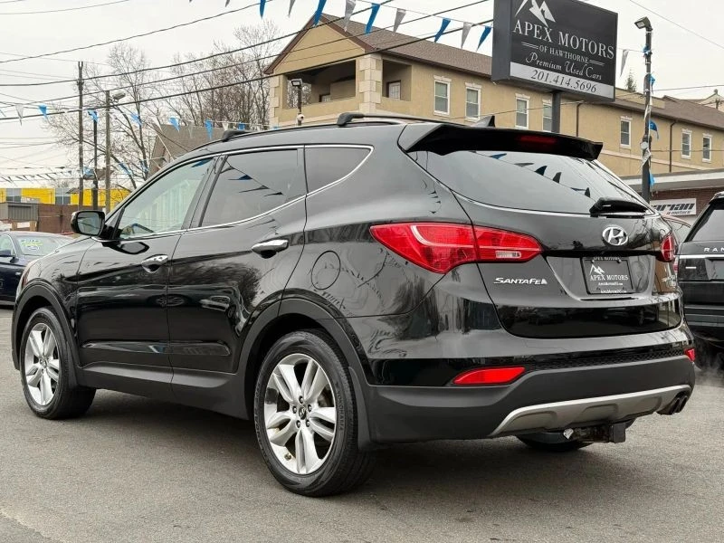 2013 Hyundai Santa Fe - Image 7 of 12
