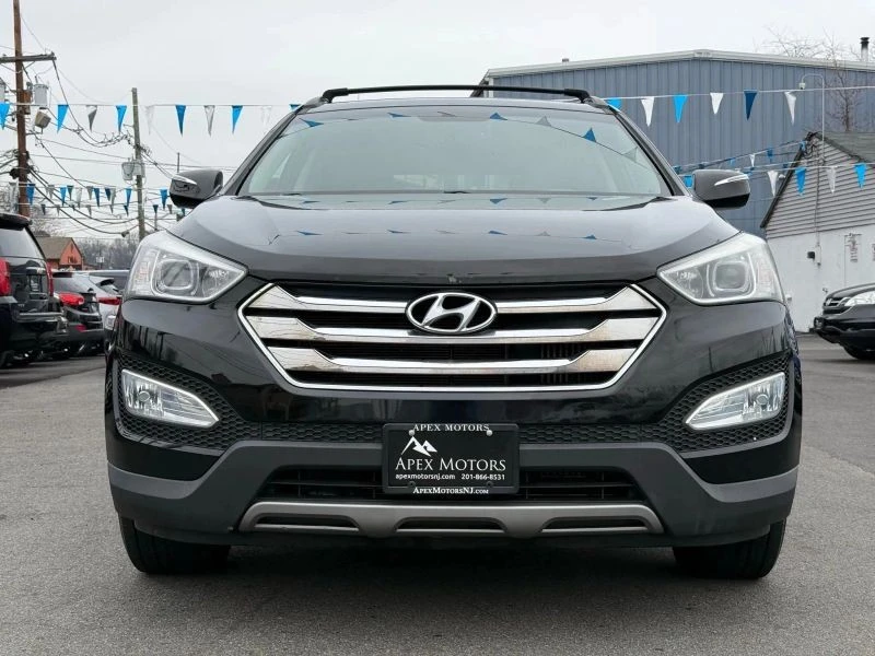 2013 Hyundai Santa Fe - Image 4 of 12