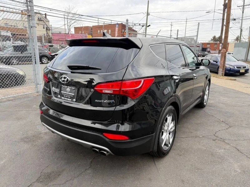 2013 Hyundai Santa Fe - Image 6 of 12