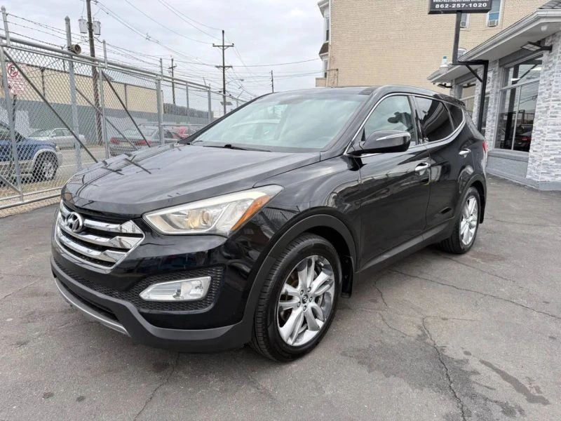 2013 Hyundai Santa Fe - Image 2 of 12