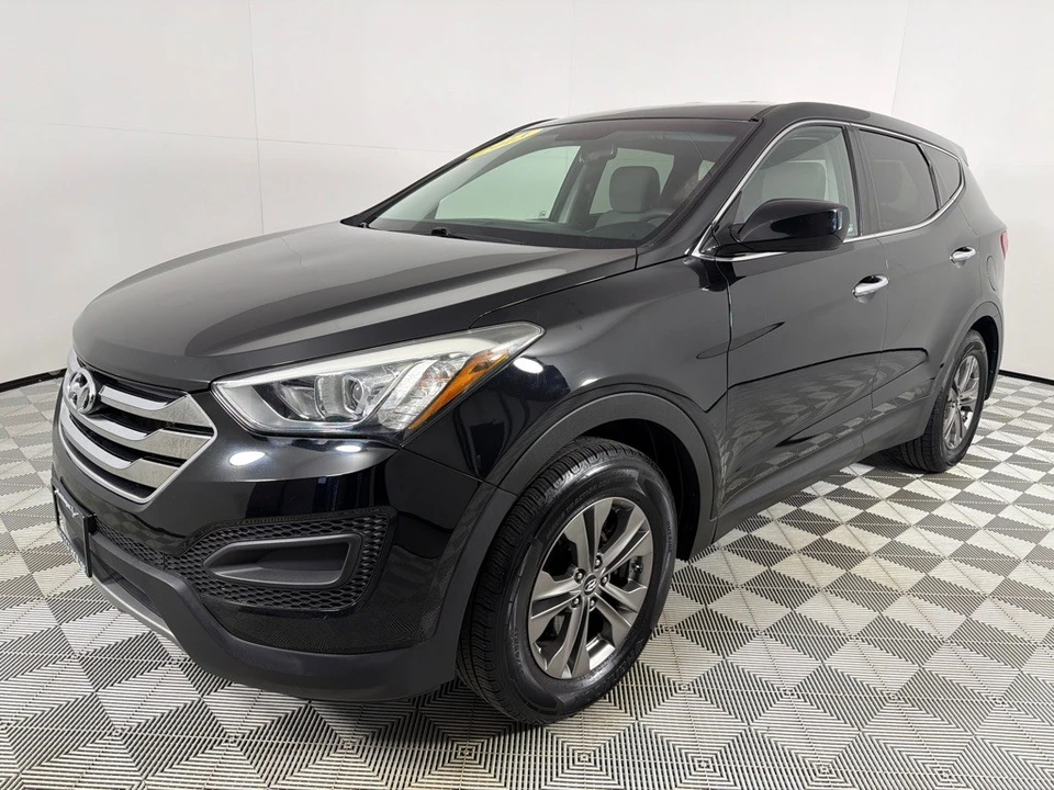 2013 Hyundai Santa Fe - Image 9 of 12