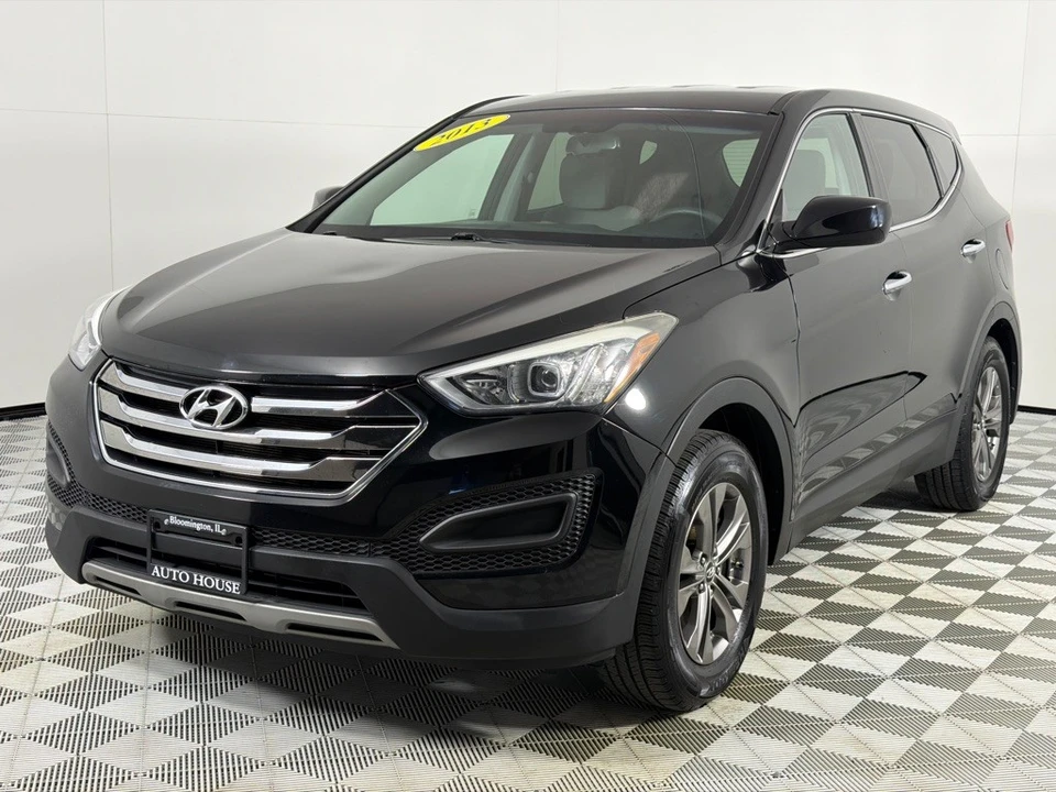 2013 Hyundai Santa Fe - Image 10 of 12