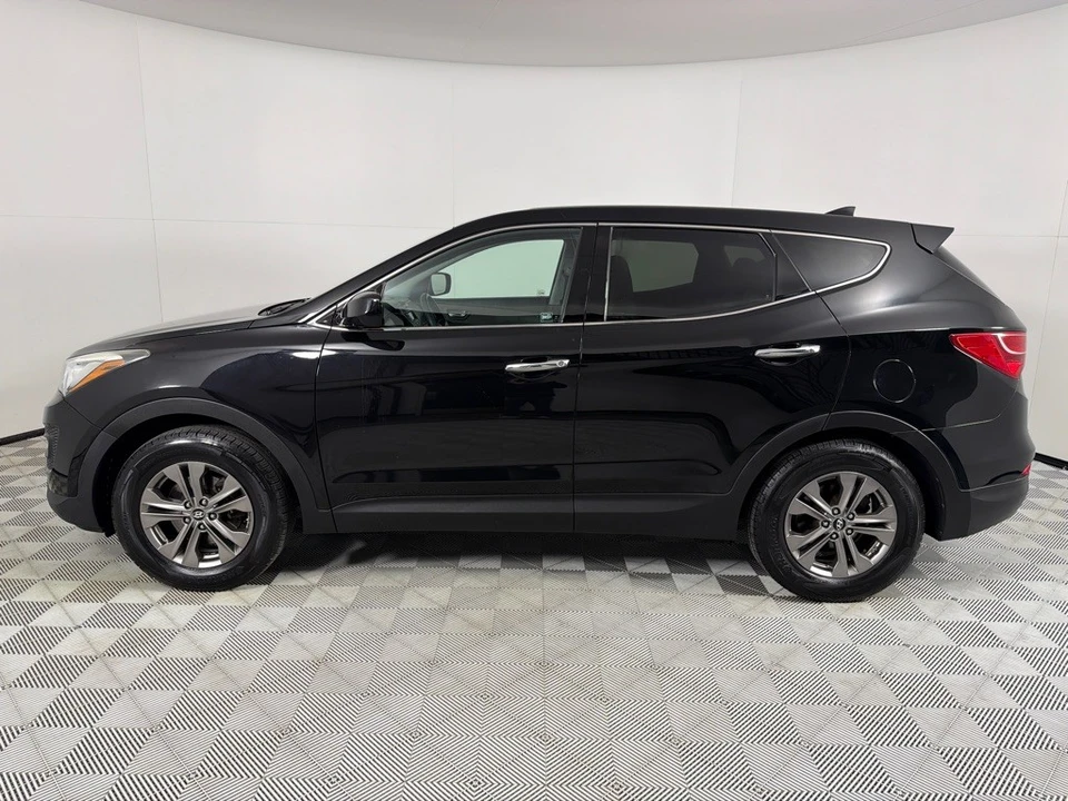 2013 Hyundai Santa Fe - Image 8 of 12