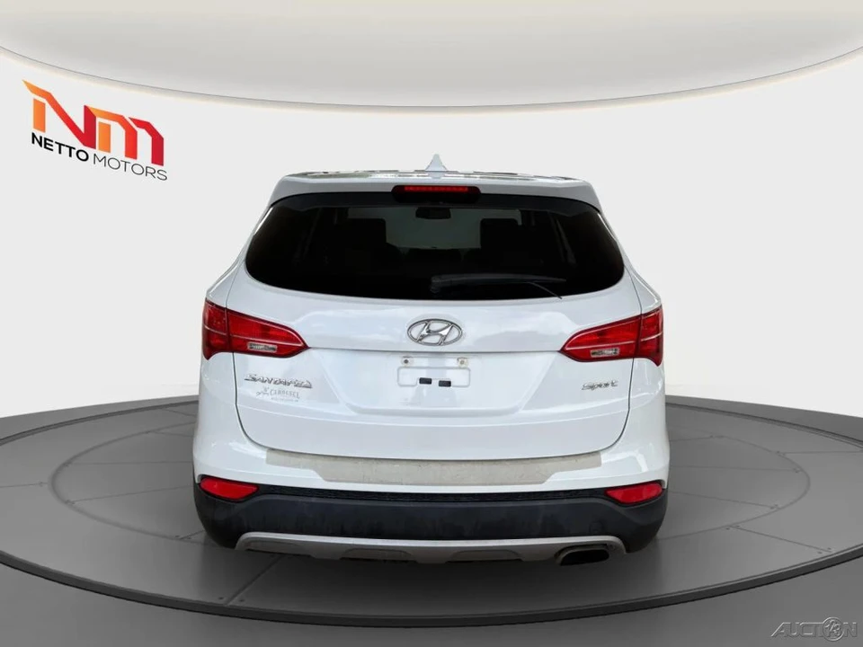 2013 Hyundai Santa Fe - Image 4 of 24