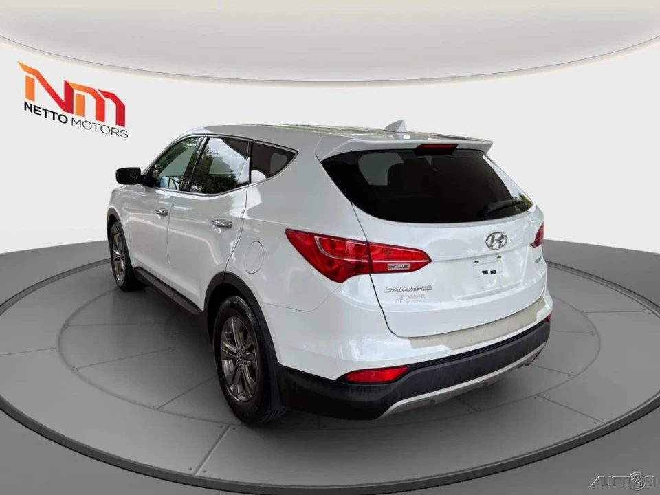 2013 Hyundai Santa Fe - Image 3 of 24