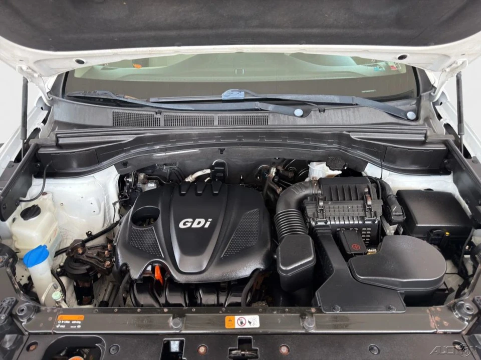 2013 Hyundai Santa Fe - Image 22 of 24
