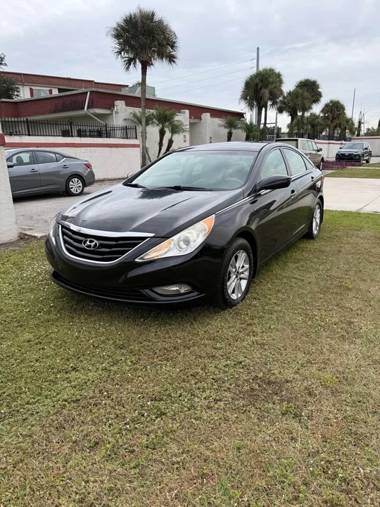 2013 Hyundai Sonata - Image 7 of 20