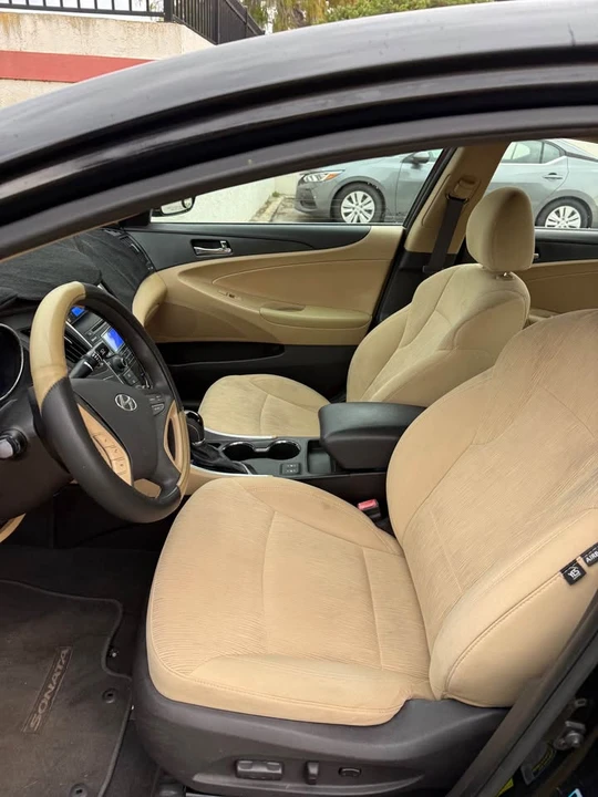 2013 Hyundai Sonata - Image 10 of 20