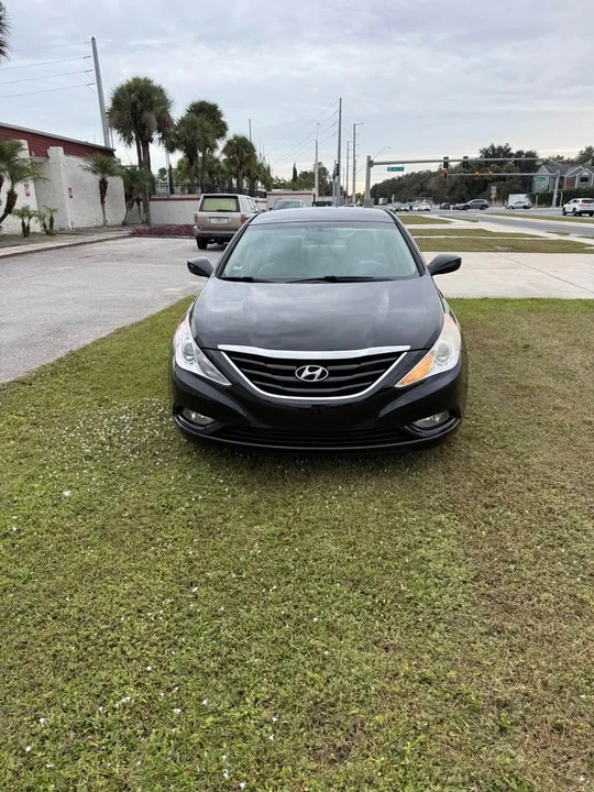 2013 Hyundai Sonata - Image 6 of 20