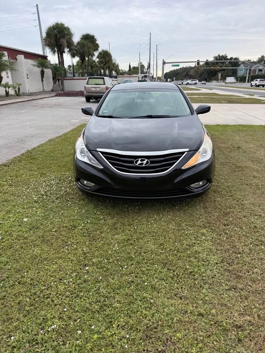 2013 Hyundai Sonata - Image 5 of 20