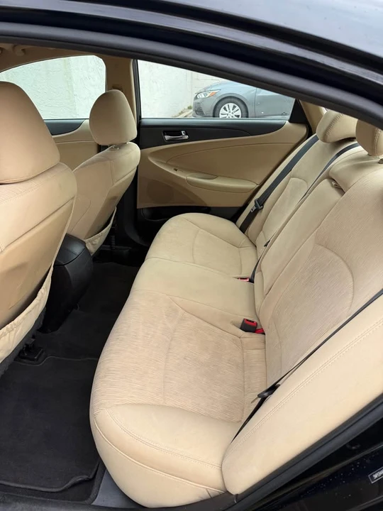 2013 Hyundai Sonata - Image 11 of 20