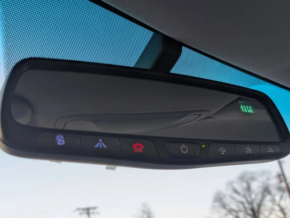 2013 Hyundai Sonata - Image 15 of 18