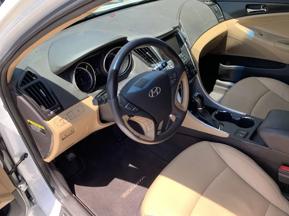 2013 Hyundai Sonata - Image 11 of 20