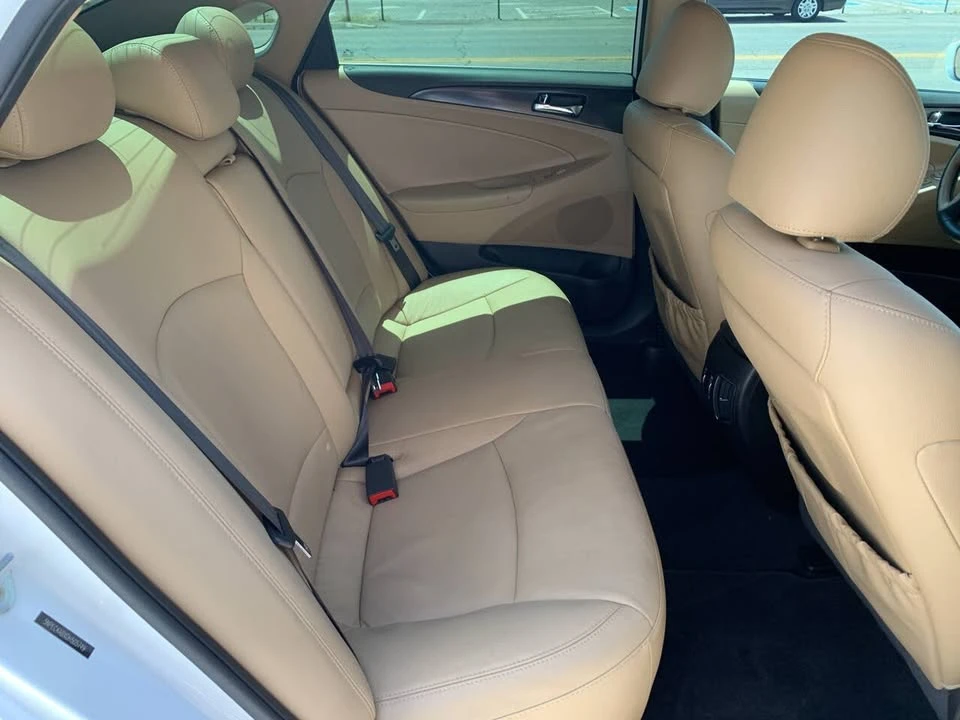 2013 Hyundai Sonata - Image 16 of 20