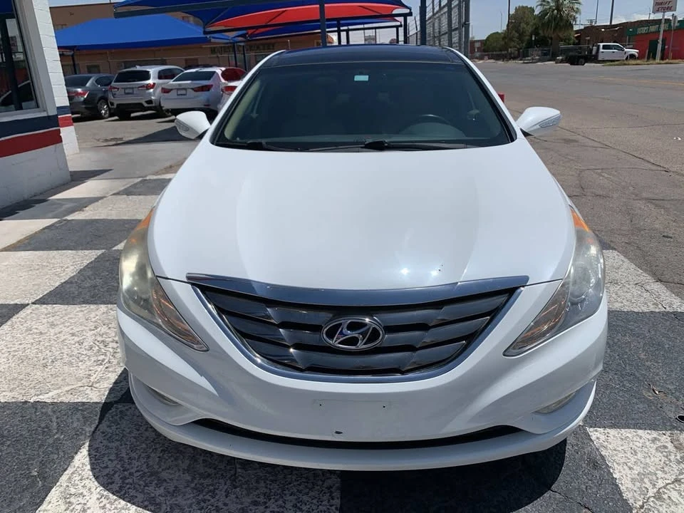 2013 Hyundai Sonata - Image 8 of 20