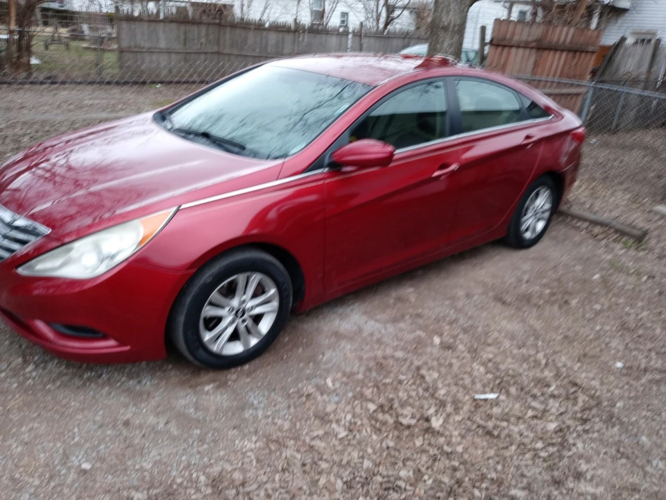 2013 Hyundai Sonata - Image 3 of 5