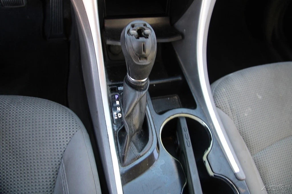 2013 Hyundai Sonata - Image 19 of 21