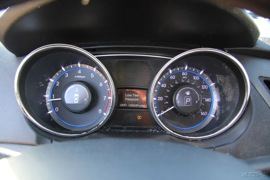 2013 Hyundai Sonata - Image 16 of 21