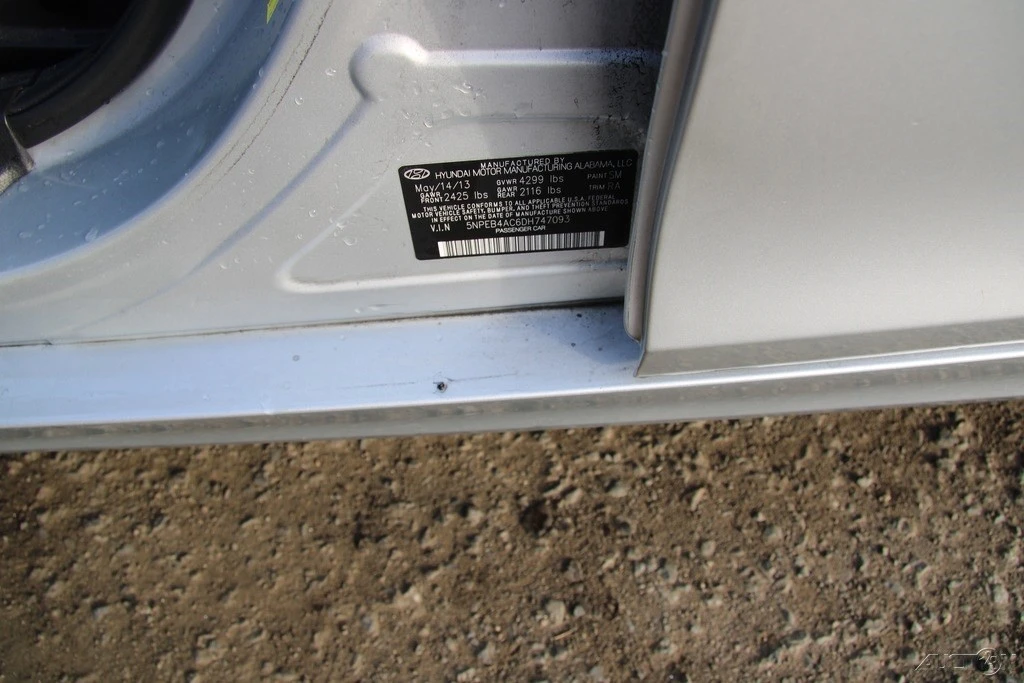 2013 Hyundai Sonata - Image 10 of 21