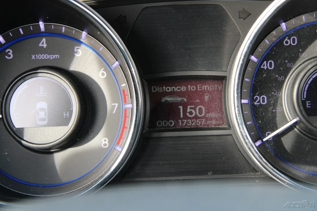 2013 Hyundai Sonata - Image 15 of 21