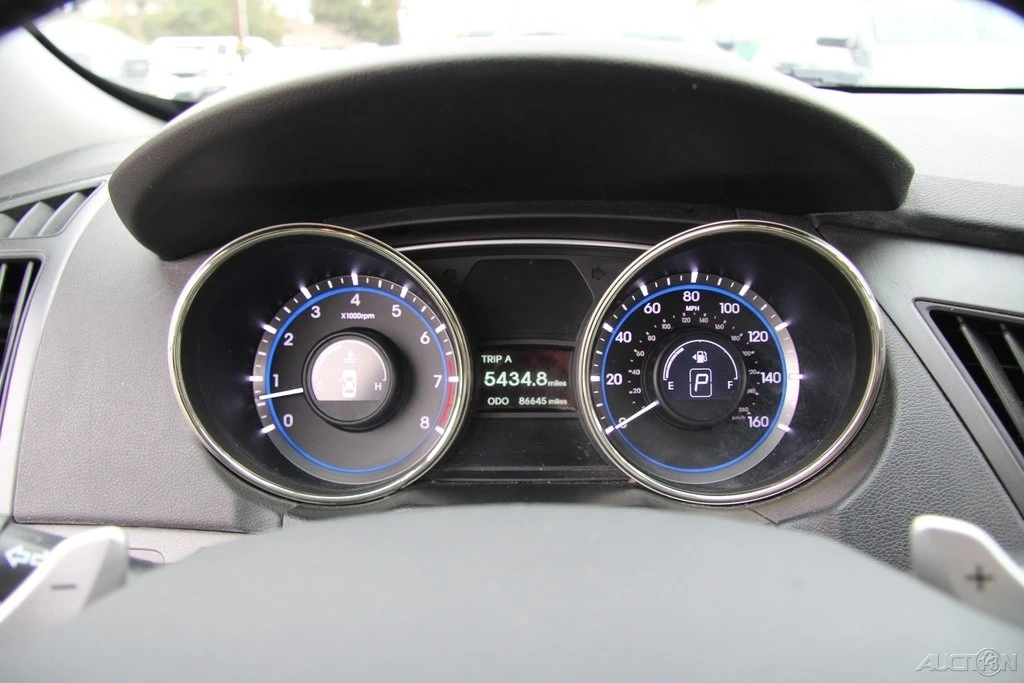 2013 Hyundai Sonata - Image 15 of 21
