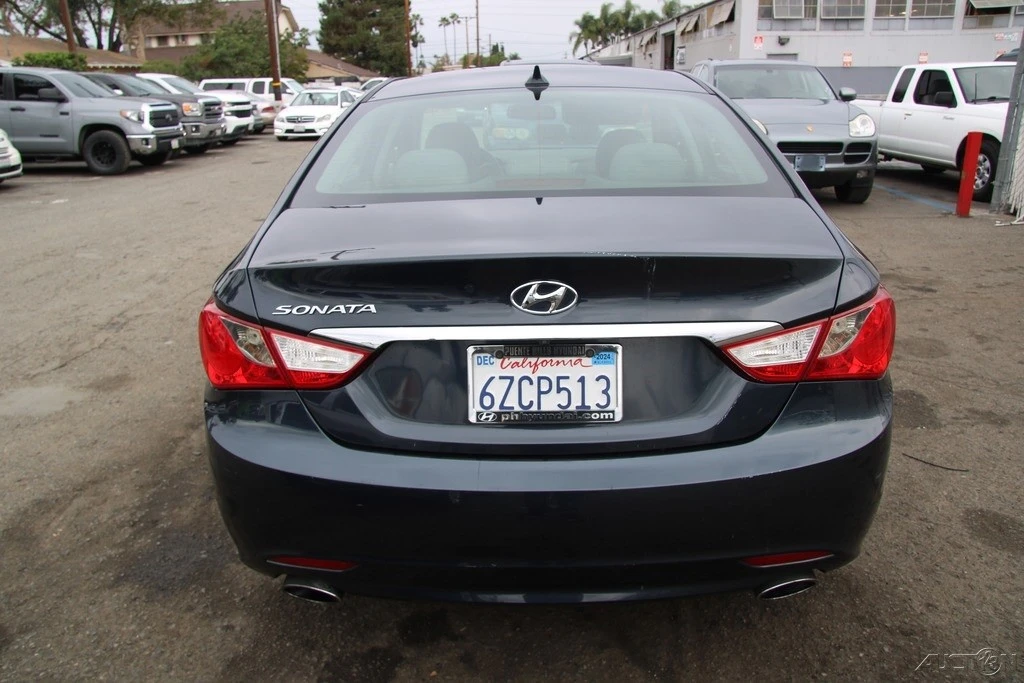 2013 Hyundai Sonata - Image 5 of 21