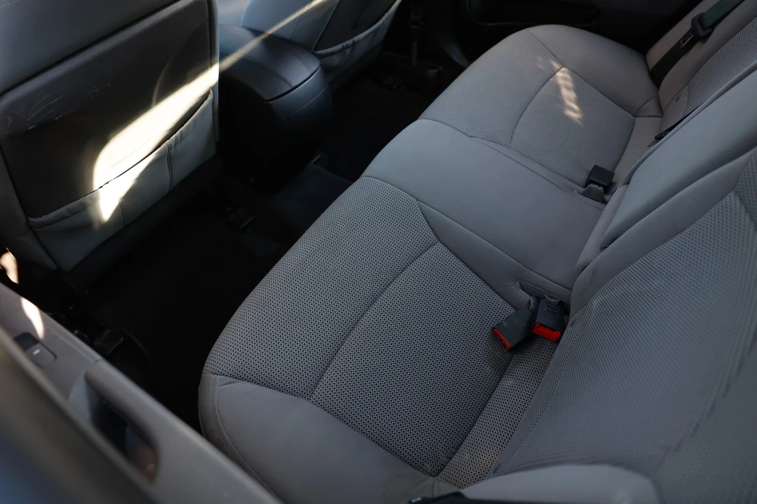 2013 Hyundai Sonata - Image 10 of 12