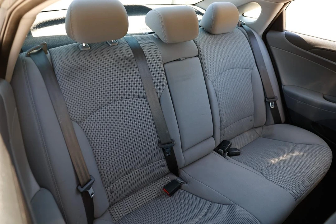 2013 Hyundai Sonata - Image 14 of 21