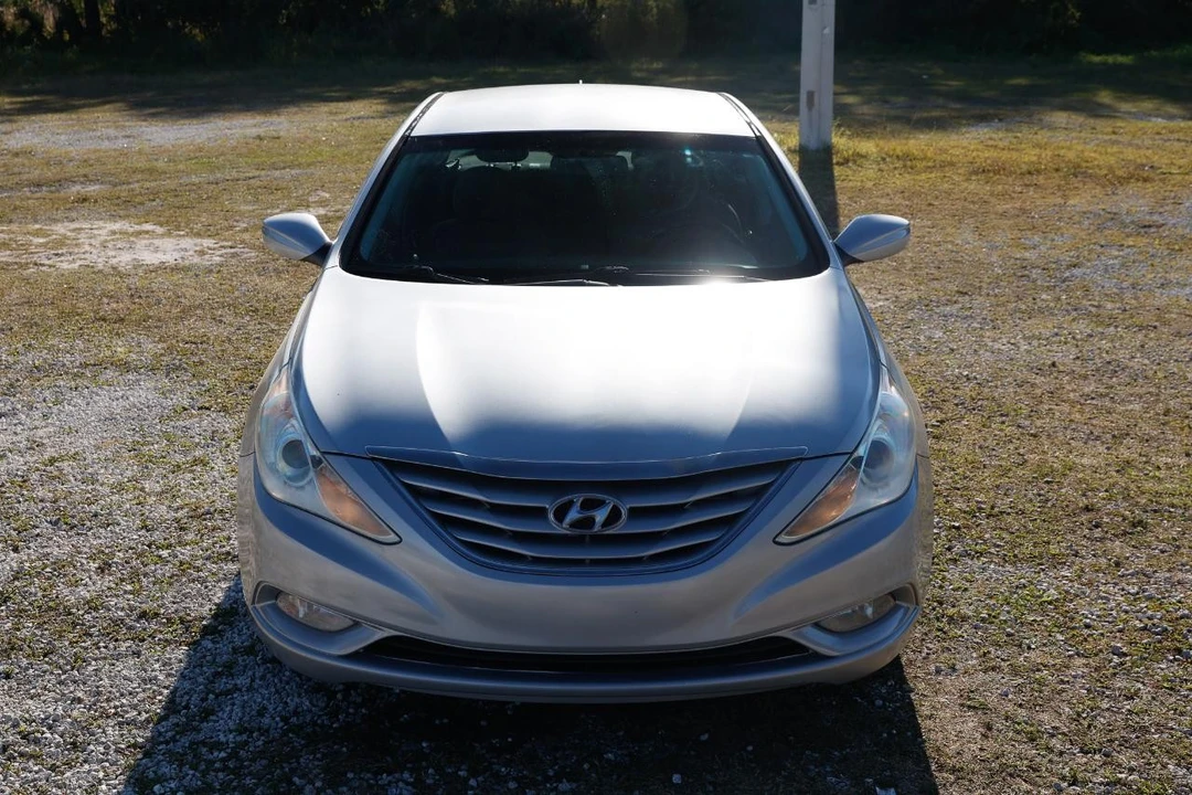 2013 Hyundai Sonata - Image 17 of 21
