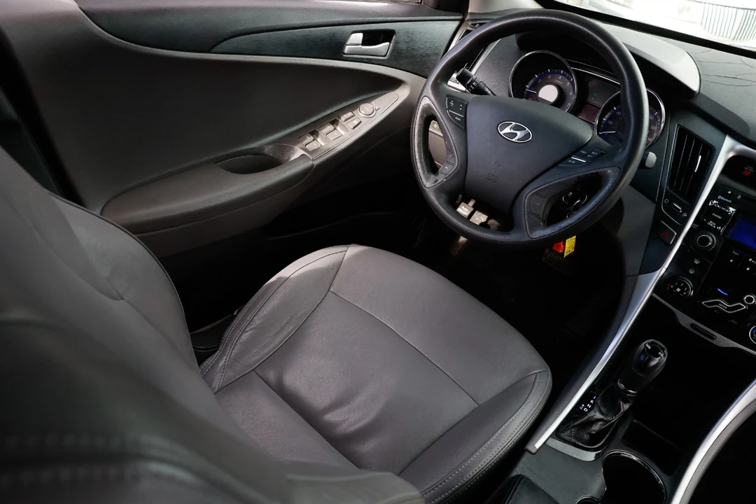 2013 Hyundai Sonata - Image 20 of 21