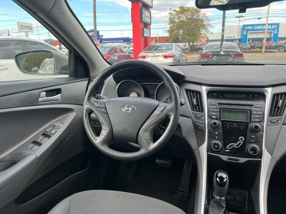 2013 Hyundai Sonata - Image 19 of 21