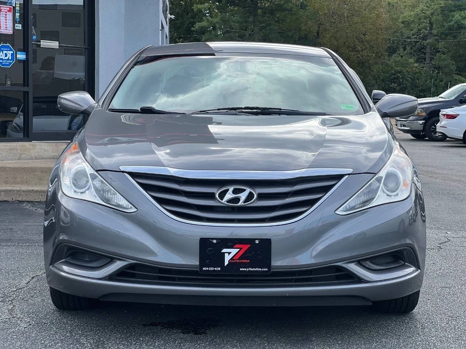 2013 Hyundai Sonata - Image 6 of 21