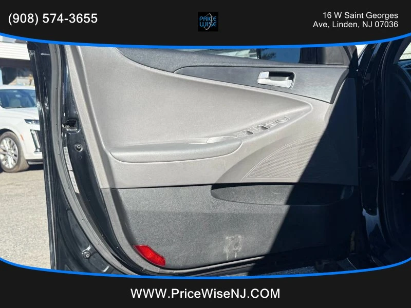 2013 Hyundai Sonata - Image 7 of 12