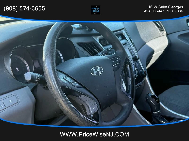 2013 Hyundai Sonata - Image 9 of 12