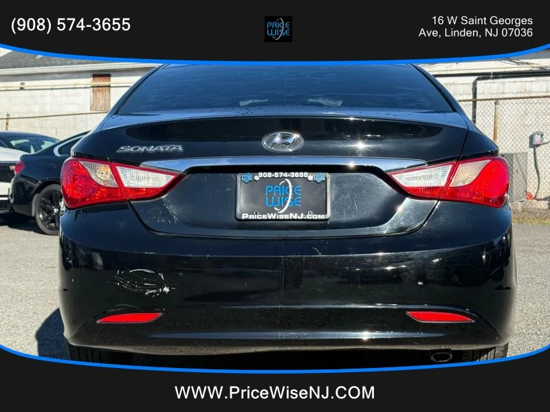 2013 Hyundai Sonata - Image 5 of 12