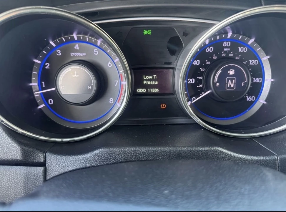2013 Hyundai Sonata - Image 14 of 16