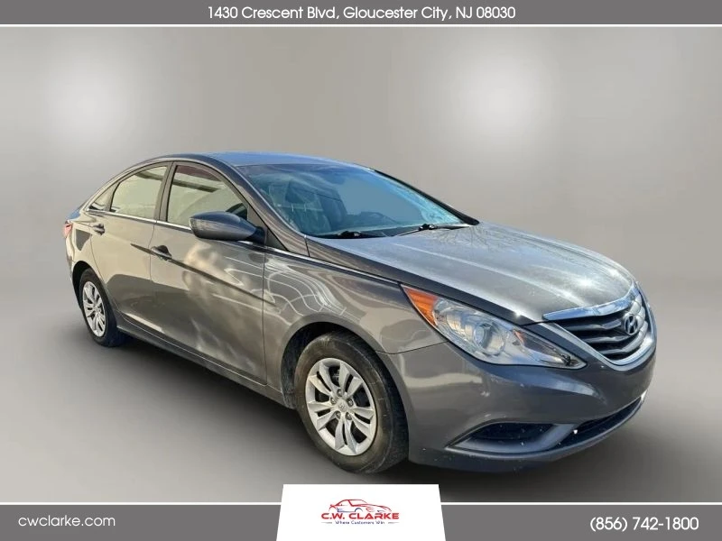 2013 Hyundai Sonata - Image 3 of 8