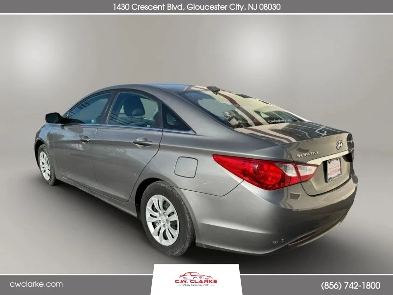 2013 Hyundai Sonata - Image 7 of 8