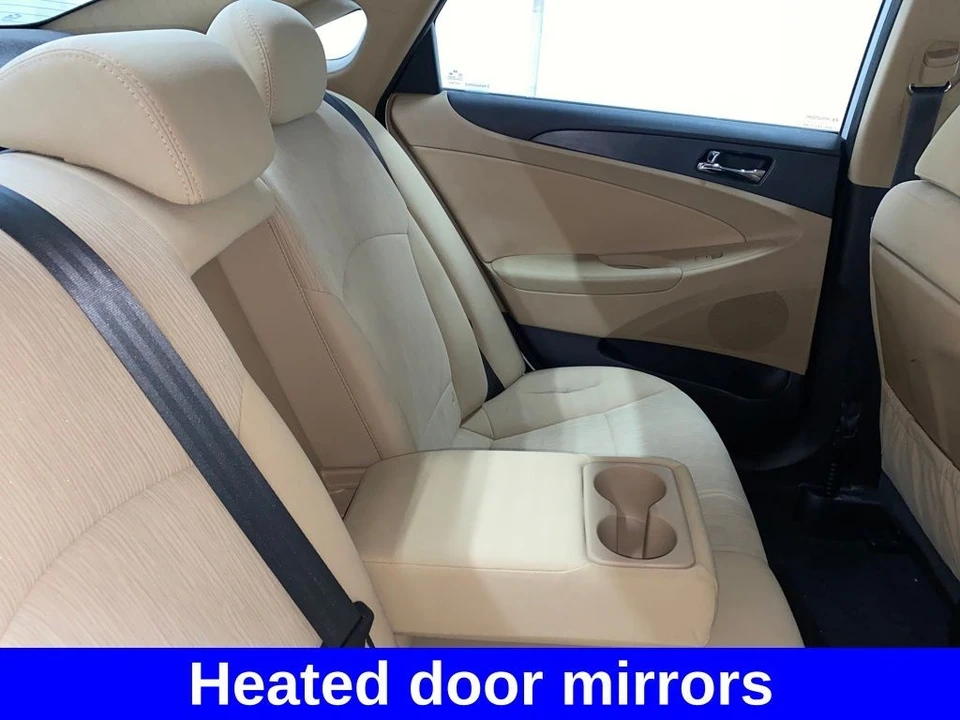 2013 Hyundai Sonata - Image 10 of 12