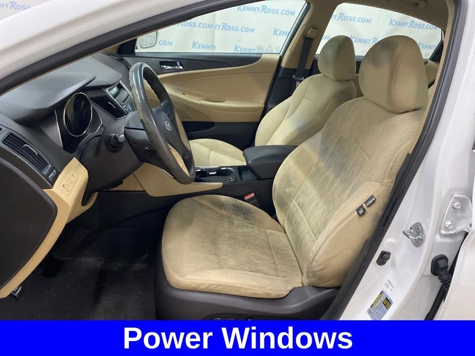 2013 Hyundai Sonata - Image 7 of 12
