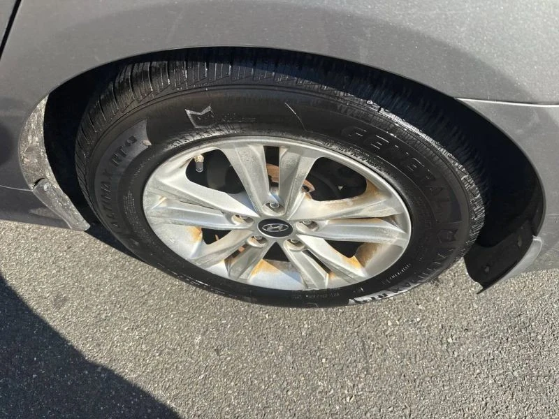 2013 Hyundai Sonata - Image 11 of 12