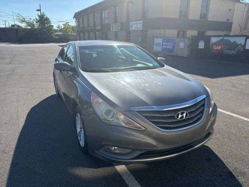 2013 Hyundai Sonata - Image 8 of 12