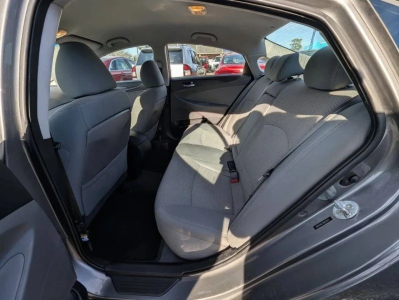 2013 Hyundai Sonata - Image 12 of 12