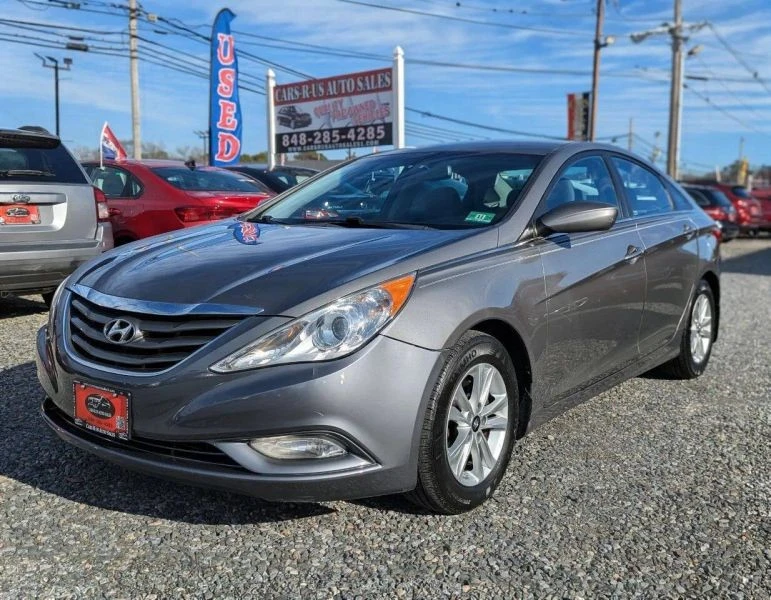 2013 Hyundai Sonata - Image 2 of 12