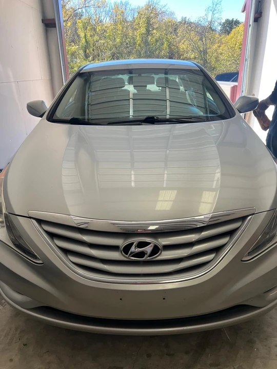 2013 Hyundai Sonata - Image 2 of 15