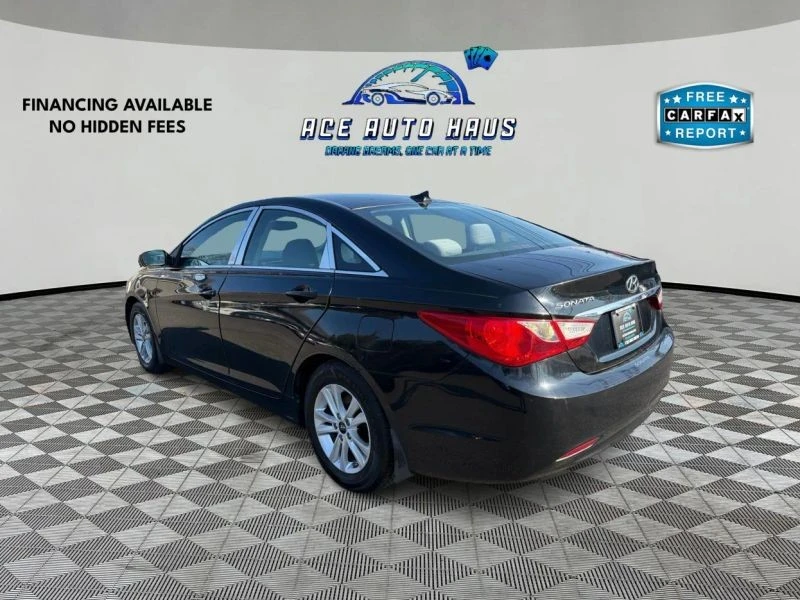 2013 Hyundai Sonata - Image 5 of 12